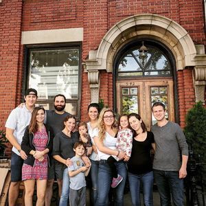 Meet your Posher, Adriana